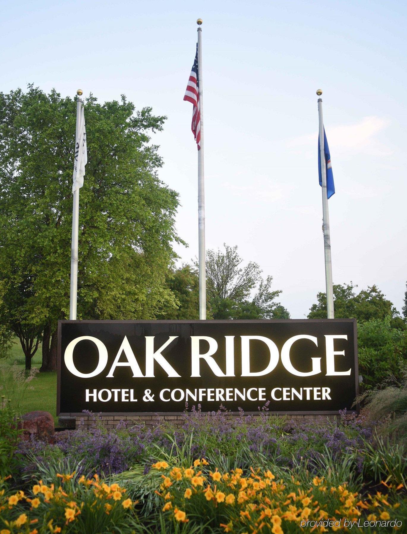 Oak Ridge Hotel Chaska ภายนอก รูปภาพ